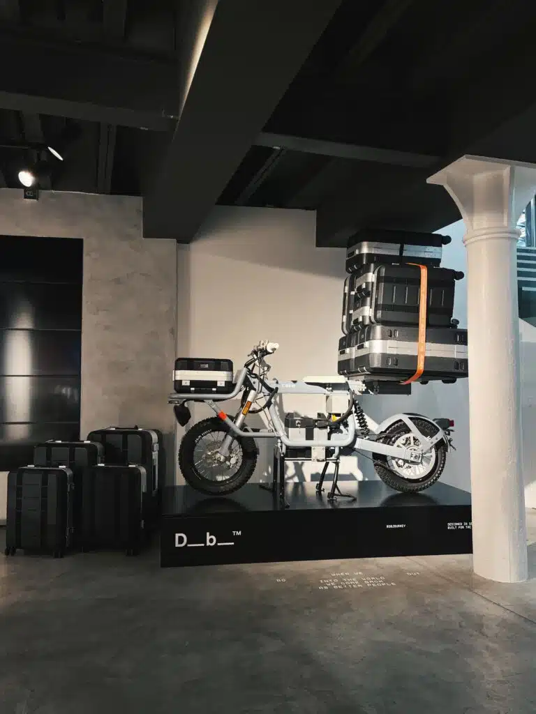 DB Luggage branded plinth display at Sevenstore