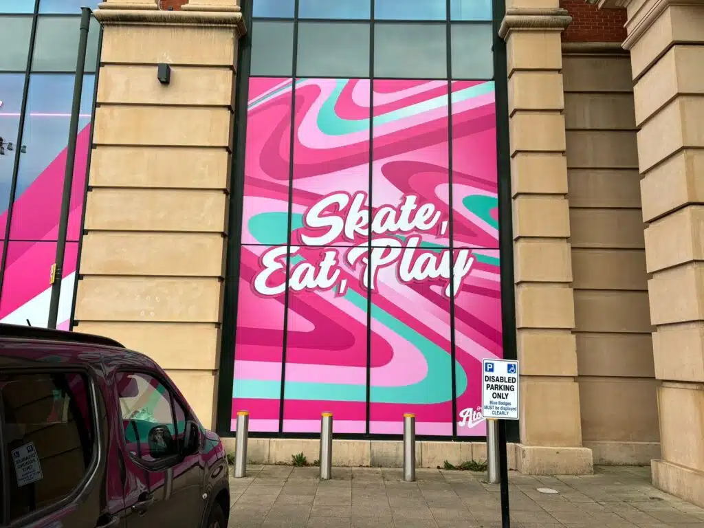 Archies 'Skate, Eat & Play' pink window graphics