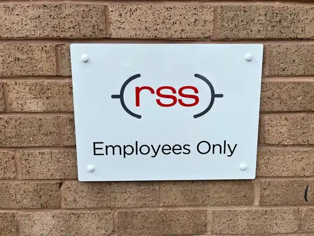 RSS 'Employees Only' wall sign